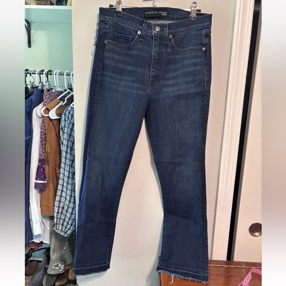 NWOT Veronica Beard Carly 11” Kick Flare Midnight Wash Size Women’s 27